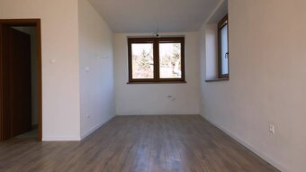 Predaj novostavba rodinného domu Nová Baňa - 8