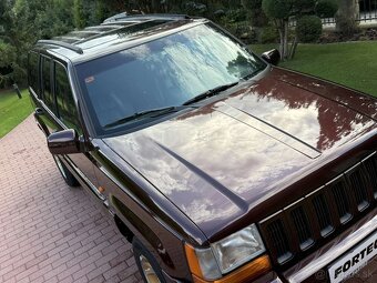 JEEP GRAND CHEROKEE 5,2i - 8