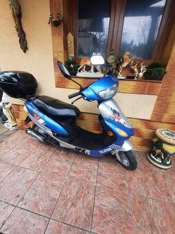 Skúter VR 50 QT von Road - 8