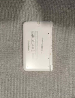 Nintendo 3DS XL - 8
