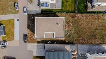 Bosen Realicity / 5 izbová rodinná vila pri jazere v Seeresi - 8