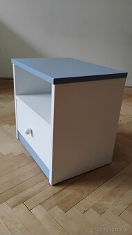 PREDÁM CHLAPČ.POSTEL,KOMODU A NOČNÝ STOLÍK OURBABY - SET - 8