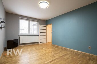 Komfortné bývanie v D. Lužnej – zrekonštruovaný RD s veľkým - 8