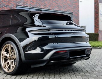 PORSCHE Taycan Cross Turismo 4, 476PS, AT, Exclusive, - 8
