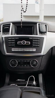 Mercedes ML 350 - 8