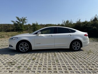 Ford Mondeo 2.0 Hybrid (benzín+elektro) Titanium odpočet DPH - 8