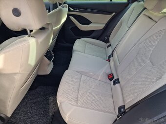 ŠKODA OCTAVIA COMBI 2.0TDI SCR STYLE DSG PANORAMA - 8