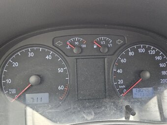 Polo 1,2 47kw/64hp M5 3 dver. - 8