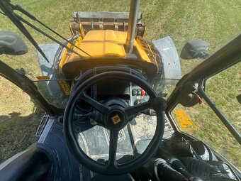 JCB 4CX - 8