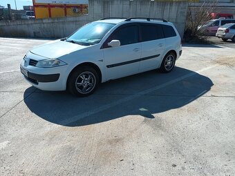 Renault Megane grandtour 2 1.5 Dci - 8