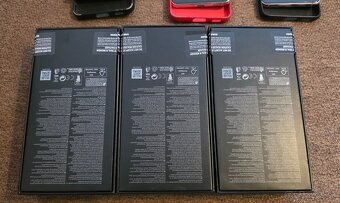 Samsung Galaxy S21 - 3 ks - 8