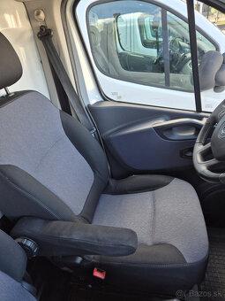 Predam OPEL Vivaro 1.6dci 70kw rv2017 - 8