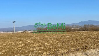 Invevstičný, rovinatý pozemok 5002 m2, Zvolenská Slatina 3D - 8