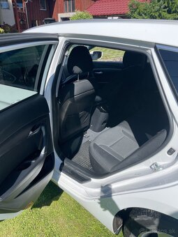 Hyundai i40 1,7 Crdi 85kw - 8