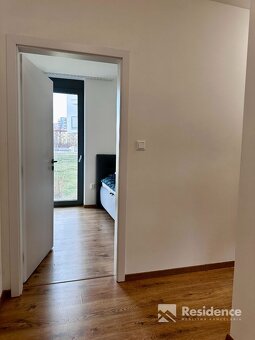 Na prenájom - moderné bývanie s terasou a parkovaním v súkro - 8