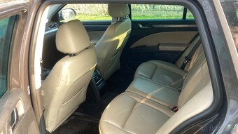 Škoda Superb 1.6tdi 77kW cayc - 8
