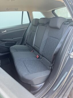 Volkswagen Golf 8 Variant 2.0 TDi DSG 85kW - 8