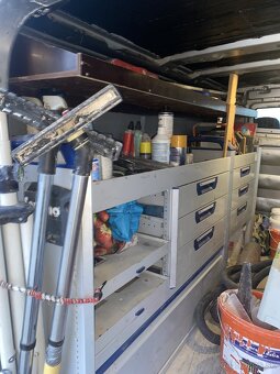 Opel Vivaro 2.5 - 8