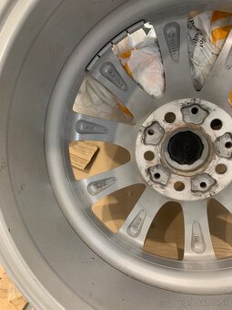 BMW disky r18 - 8