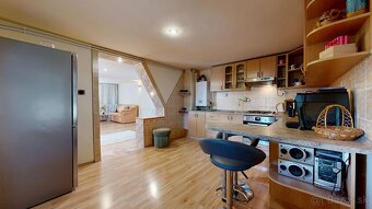 NA PREDAJ TEHLOVÝ RODINNÝ DOM V OBCI CÍFER - 8