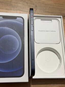 Predám Apple IPhone 12 128GB Black Stav Nového Telefónu - 8