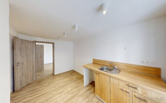 CENTRUM veľký 2 izb.byt 60 m2 + parkovacie miesto - 8