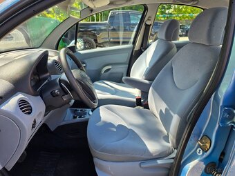 Citroën C3 1.6i 80 kW AT5 - 8