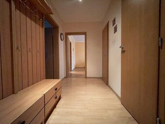 NA PREDAJ 3-izb. byt, TRENČÍN, ul. Mateja Bella. - 8