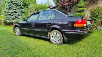 Honda Civic 1,5 VTEC LS 84 KW - 8
