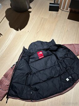 Supreme x The North Face Studded Jacket - 8