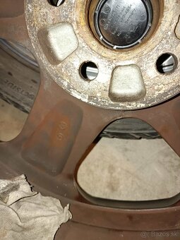 4ks alu disky orig. VW 5x100 R17 pneu 225/45 R17 5mm - 8