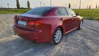 LEXUS IS250 A/T - 8