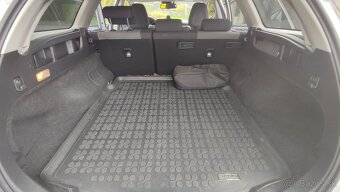 Toyota Auris Touring Sports 1.8 I VVT-i HybridSD - 8