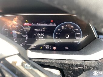 Predám audi e-tron len 67000km Servis 1majitel Quattro 50 - 8