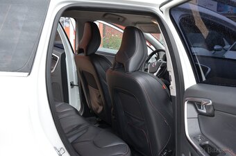 Volvo XC60 D4 Ocean Race Geartronic AWD 133KW - 8