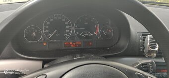 BMW 330xd at - 8