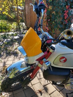 Honda 125 Monkey - 8