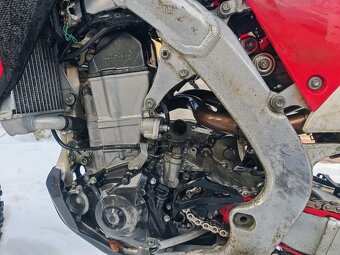 Honda CRF 450 R 2017 - 8