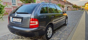 Škoda Fabia Combi 1.4 16V Elegance - 8