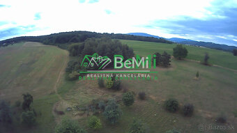 Znížená cena Usadlosť s investičným pozemkom 018-12-MIKU - 8