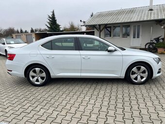 Škoda Superb 2.0 TDI SCR Ambition 4x4 DSG - 8