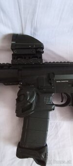 AR-15 - 8
