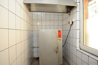 Bývalá " Poroslaiho" PEKÁREŇ na PREDAJ - 8