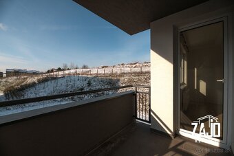 SVETLÝ 2 IZBOVÝ BYT S BALKÓNOM A PARK. MIESTOM – TRENČÍN - 8