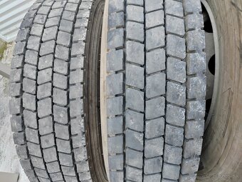 295/80 R22,5 DEBICA DRD2 / KOMPLET SADA NA DISKOCH - 8