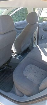 Škoda fabia 1.4 MPI - 8