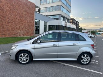 Mercedes Benz B200 - 8