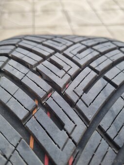 Celoročné pneumatiky continental 245/40 R19 - 8