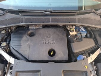 Ford S-Max - 8