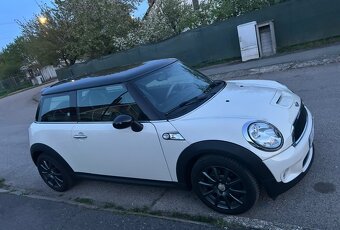 Mini Cooper S R56 1.6i 175 koní - 8